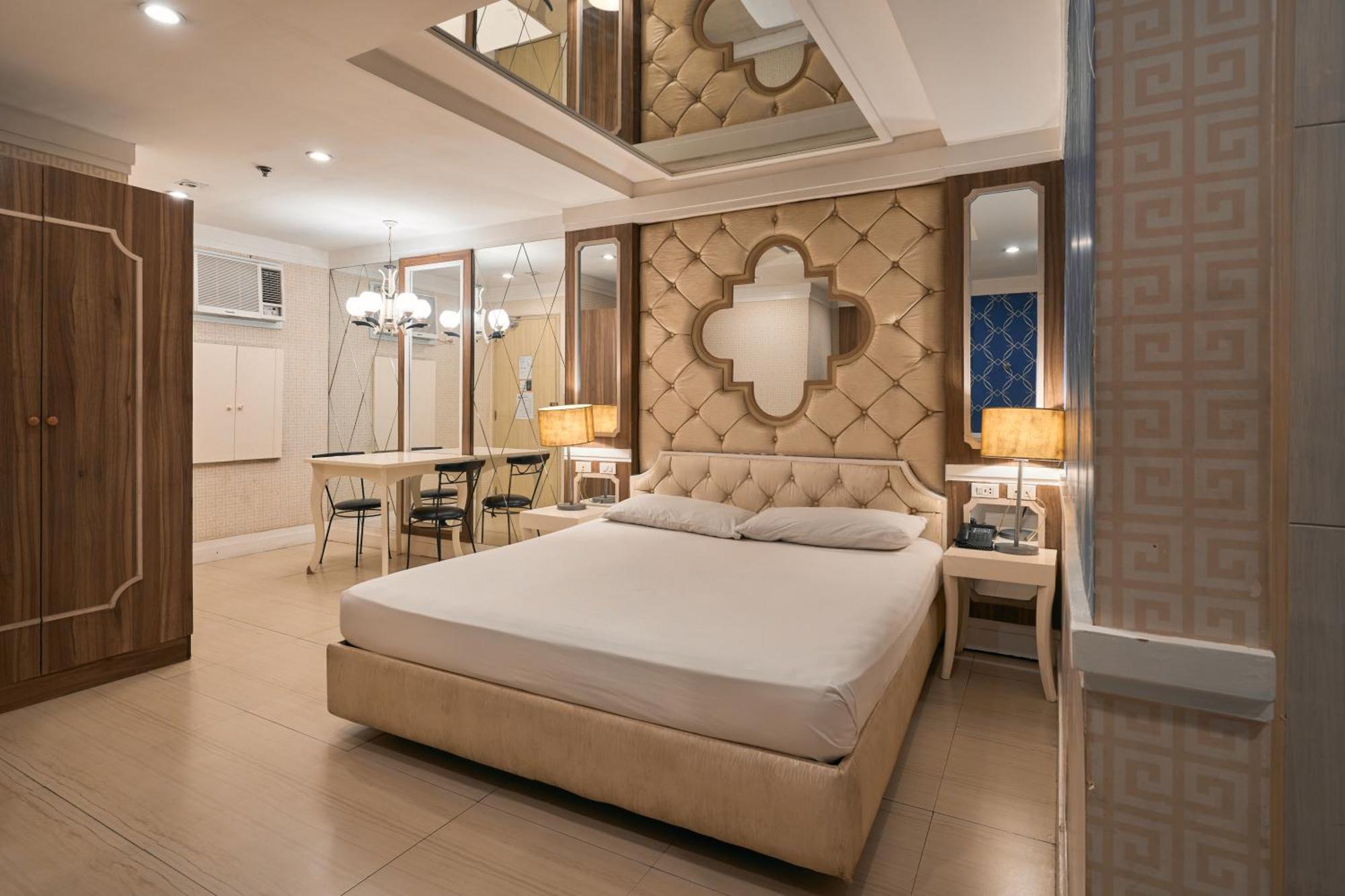 Victoria Court Malabon Hotel Valenzuela Eksteriør billede